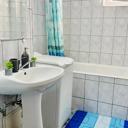 Sholiday 1 Bedroom Balcony &free Parking 公寓 *