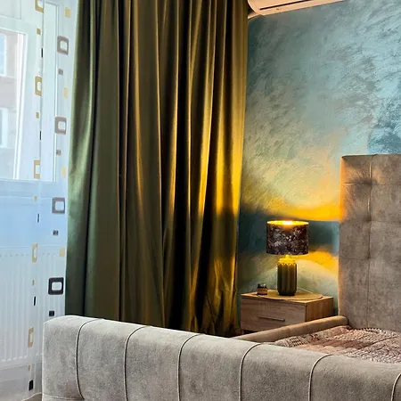 Sholiday 1 Bedroom Balcony &free Parking 蒂米什瓦拉