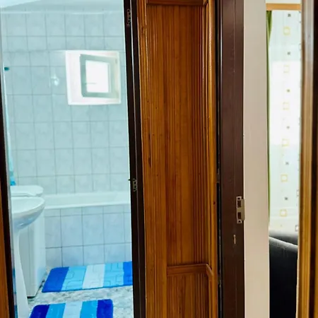 Sholiday 1 Bedroom Balcony &free Parking Temesvár