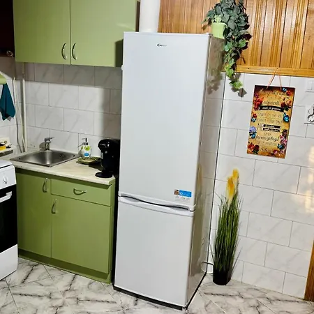 Sholiday 1 Bedroom Balcony &free Parking Apartman *