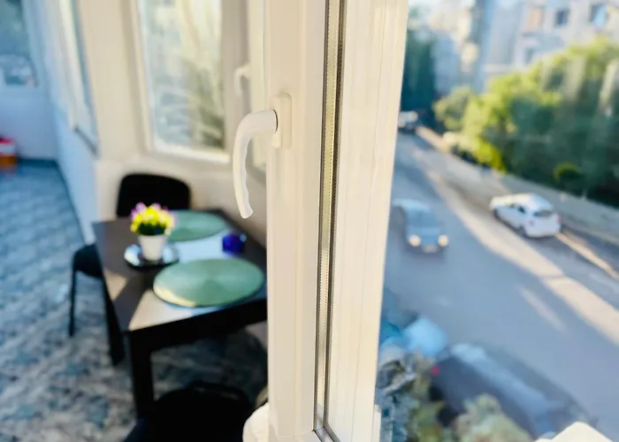 Sholiday 1 Bedroom Balcony &free Parking *