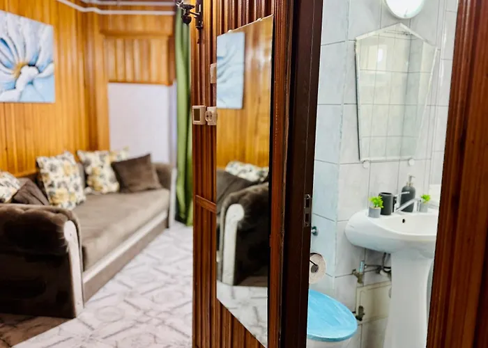 Daire Sholiday 1 Bedroom Balcony &free Parking *